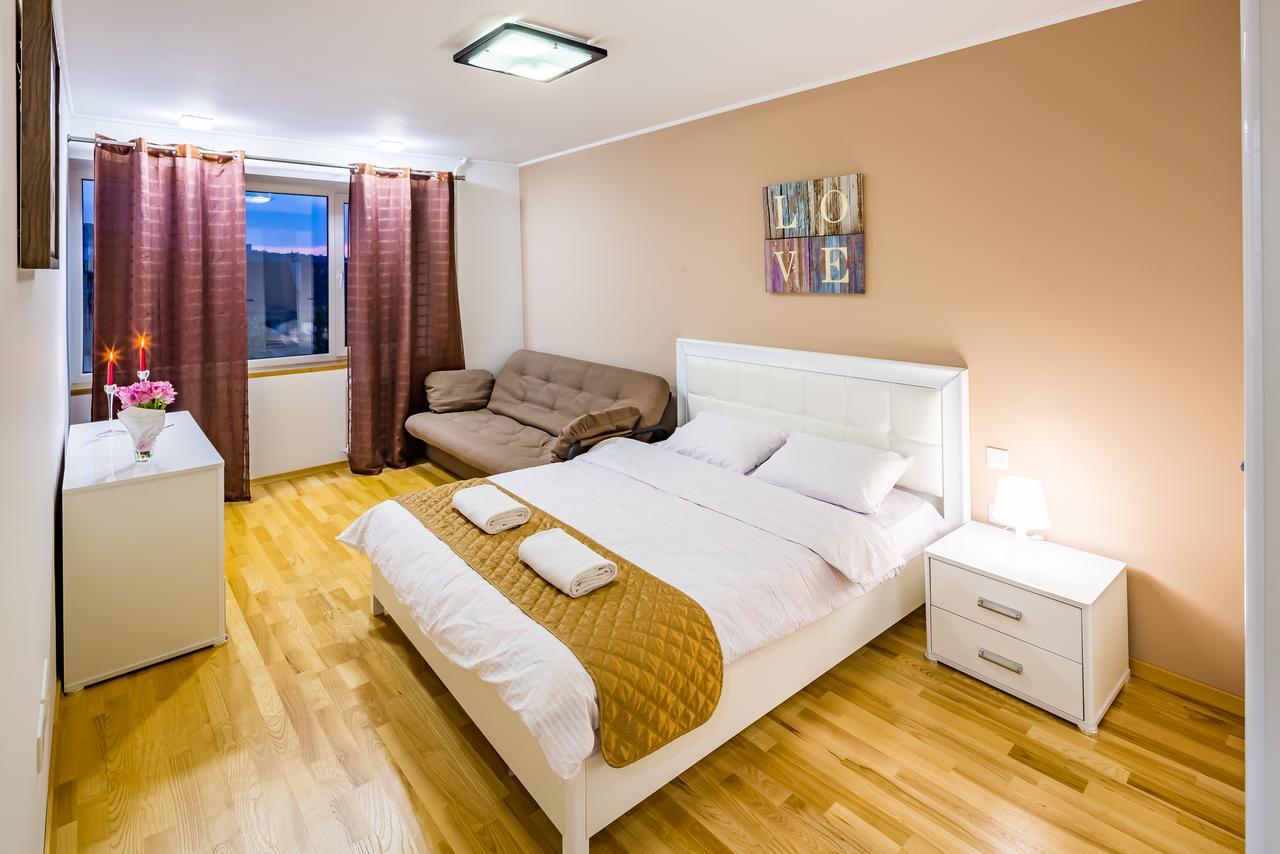 Bv Apartments Svobodu Avenue Leopoli Esterno foto